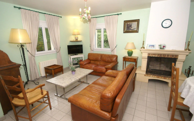 Snug holiday home in Denneville Plage near beach