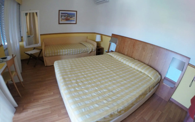 Hotel Romeo