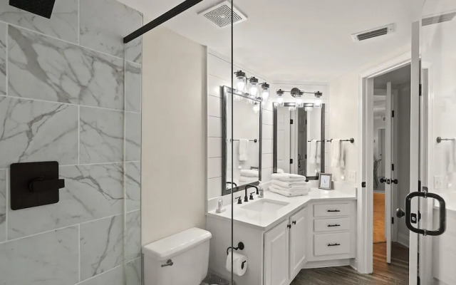 Pelican Pointe #1003