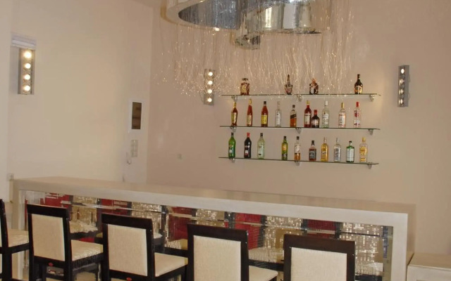 Glyfada Beach Hotel