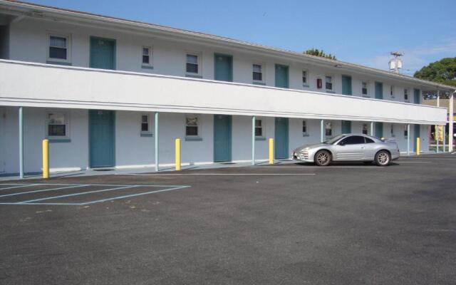 Budget Inn Motel Suites