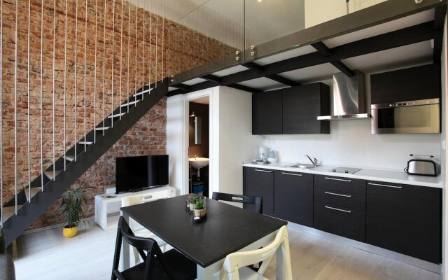 Apartment House - The Modern Flat