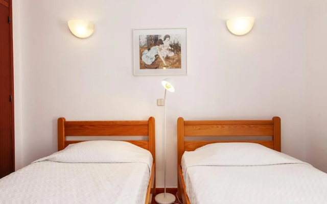 N 04 - Bedroom 4 in Amaro Sight Guesthouse