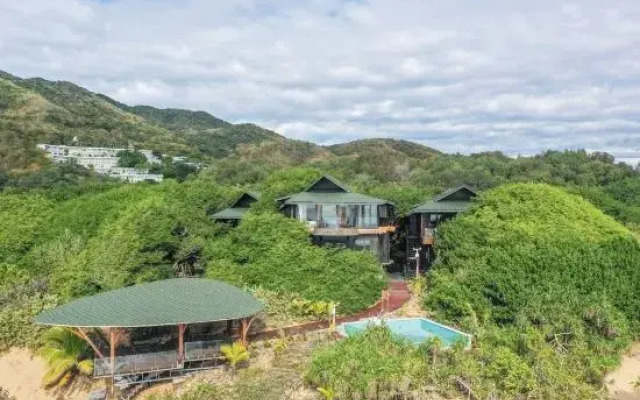 Tree House Nanshan Sanya