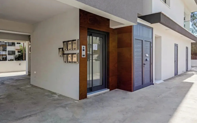 Sanders Triple Limassol