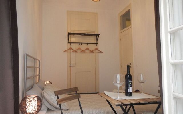 Estrela Charming Rooms by Host-Point
