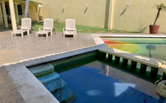 CASA con alberca, súper ubicación. Puerto de Veracruz
