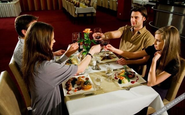 Hotel Krynica Conference & SPA