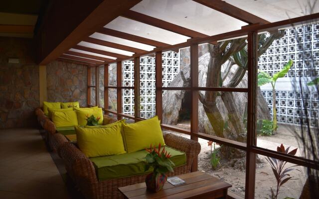 Hotel Club Du Lac Tanganyika