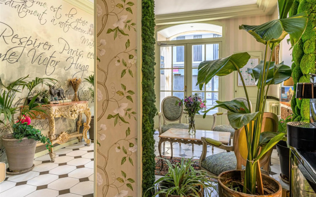 Hotel Romance Malesherbes by Patrick Hayat