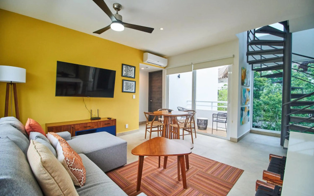 2 Bedroom PH with Rooftop & Jacuzzi in Aldea Zama