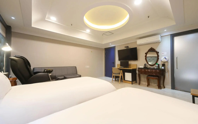 CNN Hotel