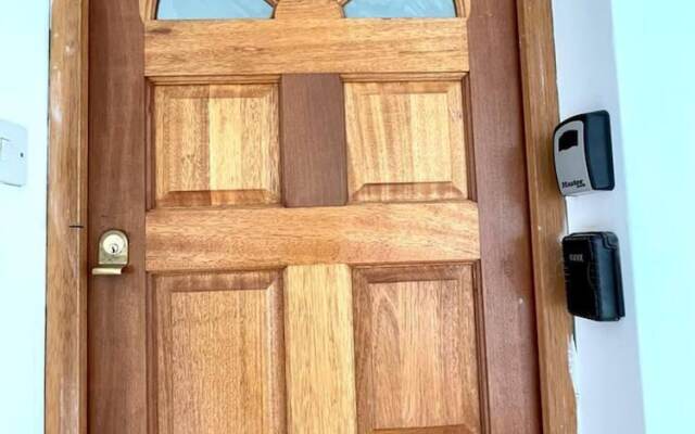 Lovely 2-bed Tree-hole in Northolt Southharrow