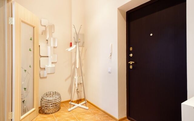 Апартаменты «Этажи на перекрестке улиц Юмашева и Папанина»