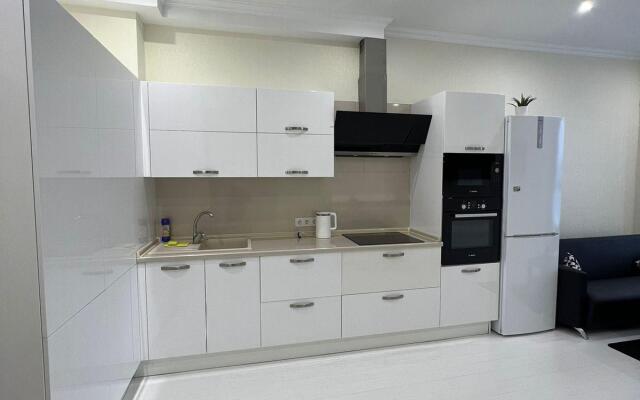 Азбука на Верхнеторговой площади 4