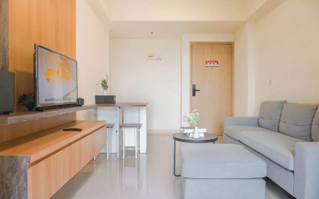 Spacious And Comfy 2Br With Extra Room Apartment At Meikarta
