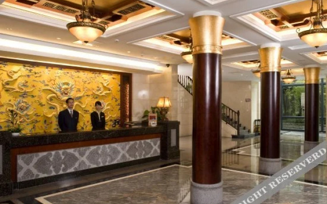 Splendid Clubhouse