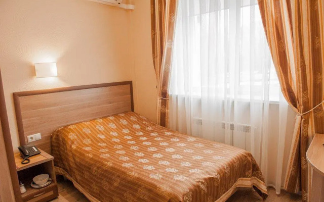 VIP House Hotel on Solnechnaya