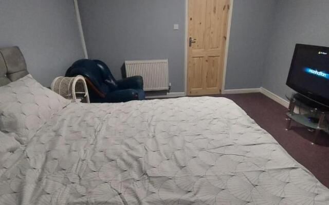 2 Bedrooms Apartment in Main Street Mexborough