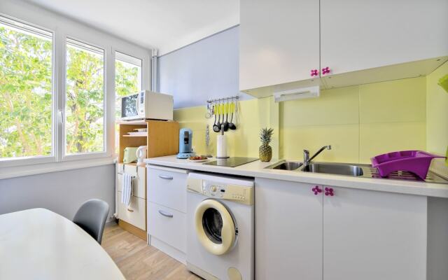 Grand Studio proche transport