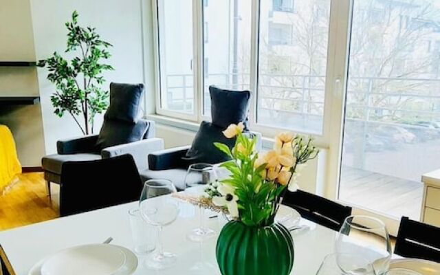 One bedroom flat with parking&balcony