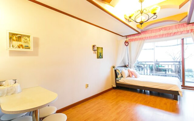 Seosan Sayblue Pension