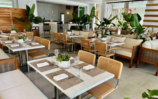 MB Hotel, Trademark Collection by Wyndham