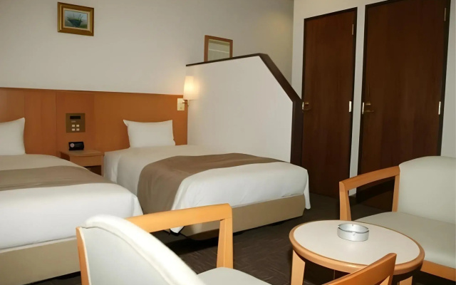 Business Hotel Annex