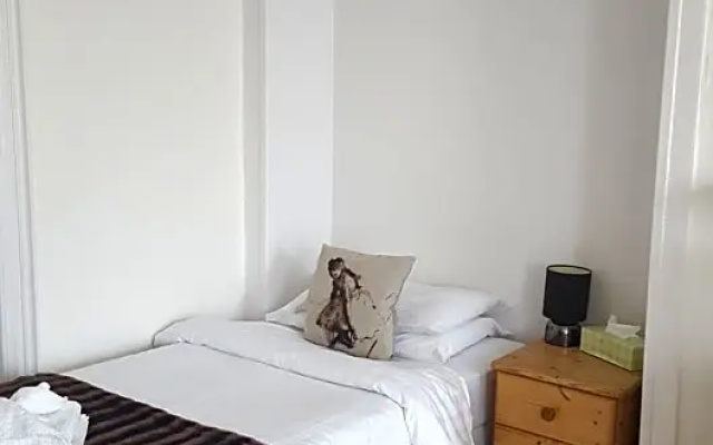 Franklyn Guest House