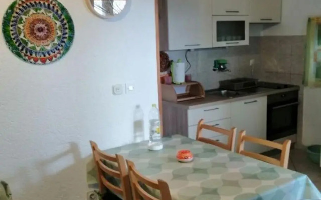 Holiday home Tomy- near Zlatni rat