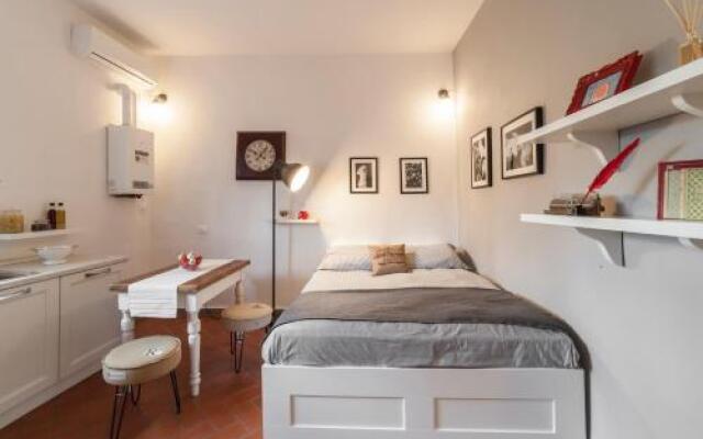 Central Pitti Studio Flat