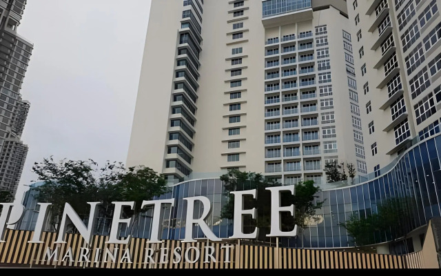 Pinetree Marina Resort