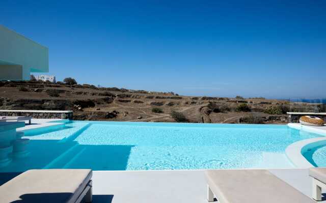Adorno Oia