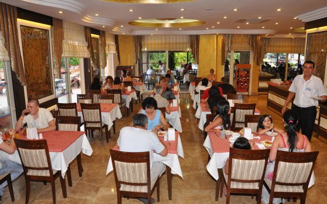 Отель Kleopatra Ada