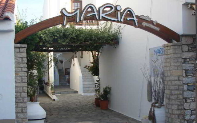 Maria Studios & Apartments