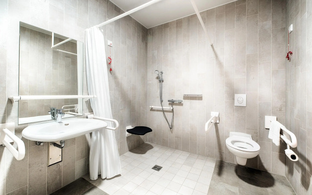 B&B Hotel Stuttgart-Neckarhafen