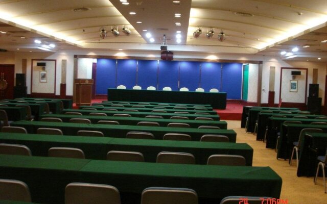 Tarim Petroleum Hotel