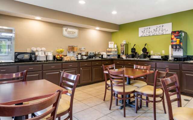 Sleep Inn I-95 North Savannah