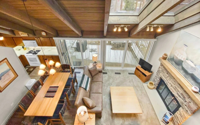 Breckenridge Spacious Mill Run 5 Townhouse by RedAwning