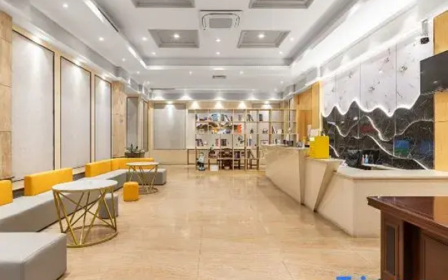 MIduo Hotel (Daxin Lighting Wholesale Center)