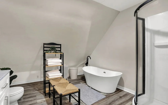 Beautiful 3500 SqFt Villa in Fountain Sq