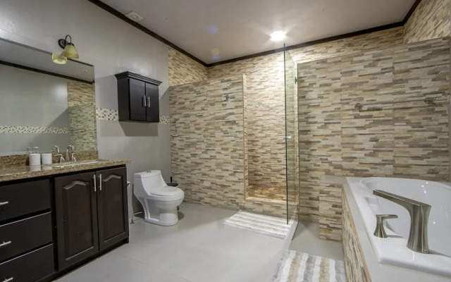 Serenity Hotel & Villas