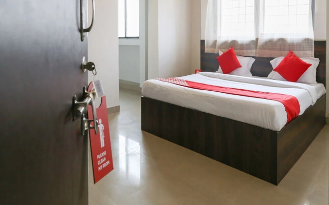Aero Studio by OYO Rooms
