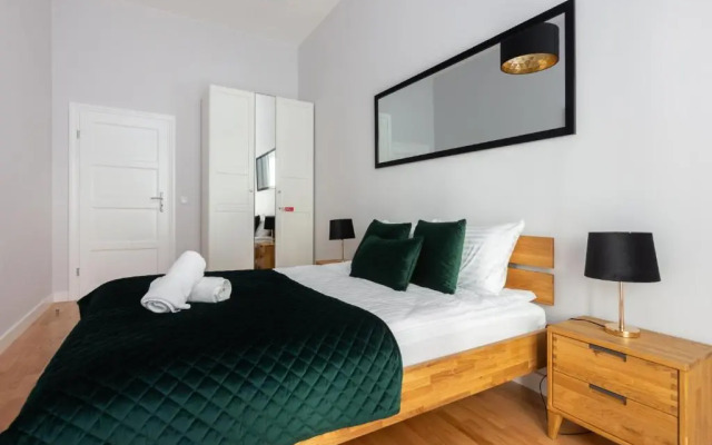 Millennium Express Green