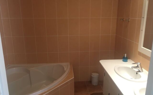 Chambres d'Hôtes La Coloniale