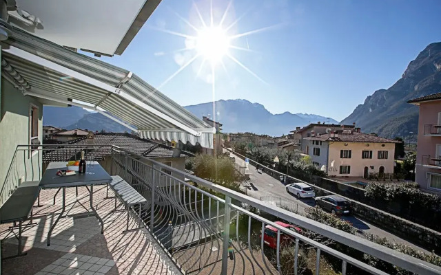 Paulie Apartment in Riva del Garda