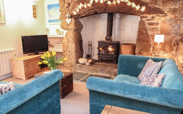 Gillyflower Cottage