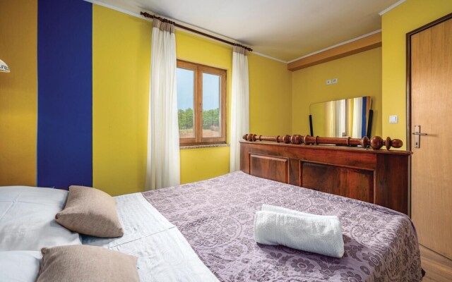 Awesome Home in Baderna With Wifi and 3 Bedrooms