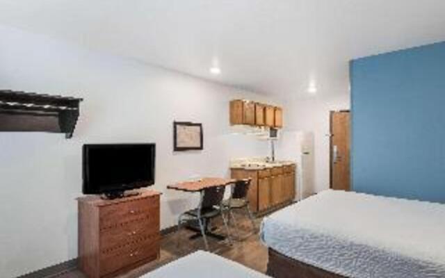 WoodSpring Suites Columbus West - Hilliard