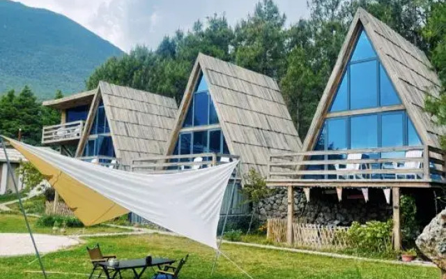 Shiwai Taoyuan Inn RV Camp